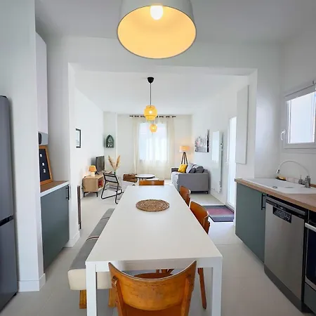 Maison Du Marche Villa